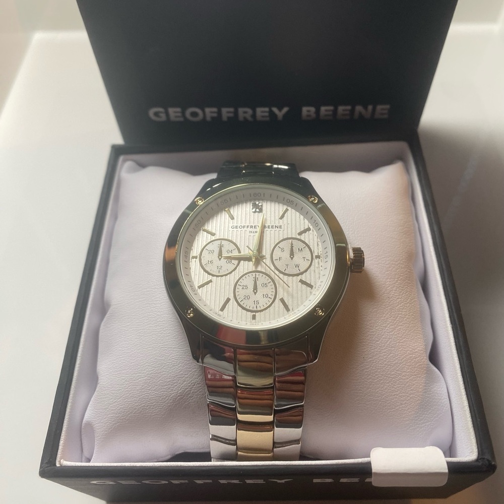 BRAND NEW!! Geoffrey Beene Men’s Watch